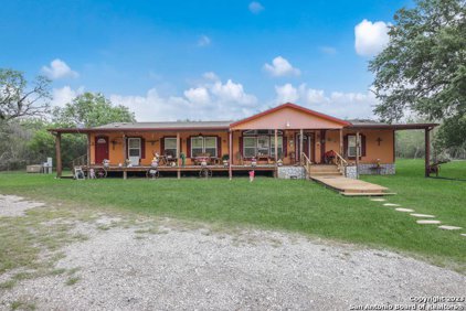 1075 Quail Run, Lytle