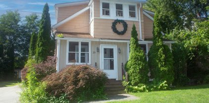 25 Ruth Ave, Chicopee