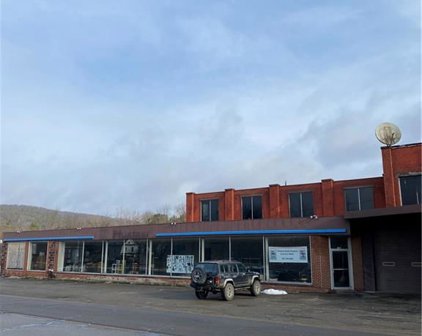 106 Railroad  Avenue, Wellsville