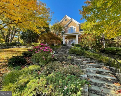 1305 Dartmouth Rd, Alexandria
