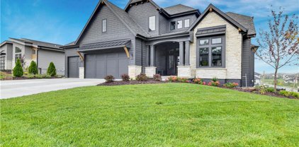 17020 Magnolia Street, Overland Park