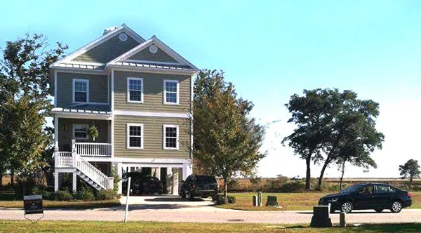 Home in the Enclave of Pawleys Island