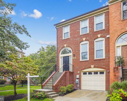 1363 Templeton Pl, Rockville