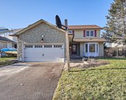 111 Hialeah Cres, Whitby image