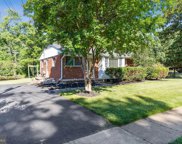 401 Moorefield  Sw Road SW, Vienna image
