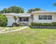 9009 Byron Ave, Surfside image