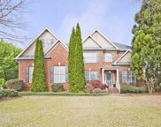 2736 Country House Way, Buford image