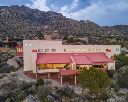 55 Rock Point Ne Place, Albuquerque