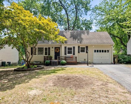 5317 W 50th Street, Roeland Park