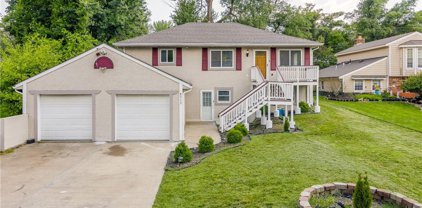 8513 E 108th Terrace, Kansas City