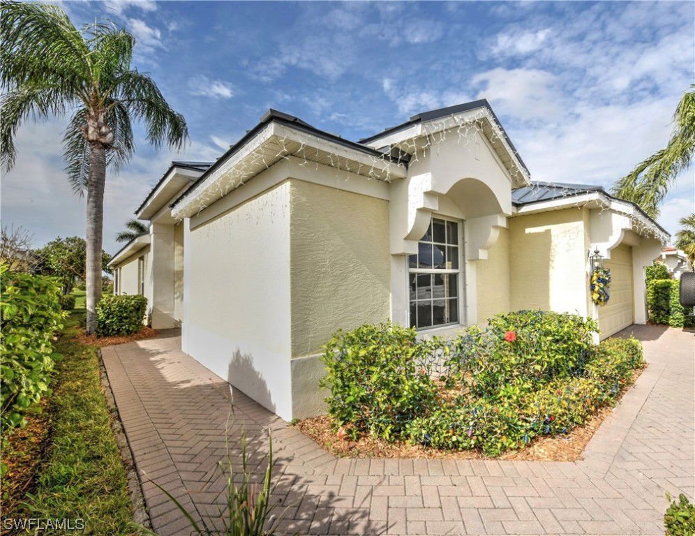 2523 Woodbourne Place, Cape Coral, 33991 MLS 223040294 Cape Coral Fl real estate in Sandoval