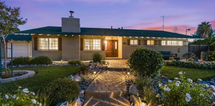250 Murray Dr, El Cajon