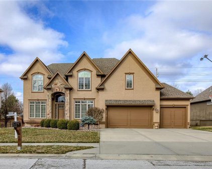 8816 N Oxford Avenue, Kansas City