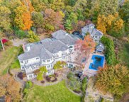 52 Mountain Laurel Ln, Malvern image