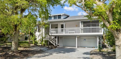 1077 S Yachtsman Drive, Sanibel