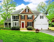 8111 Idylwood Rd, Vienna image