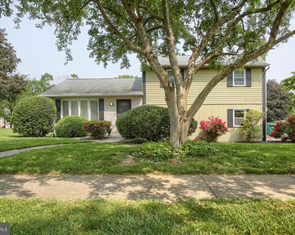 3600 Alberta Ave, Mechanicsburg