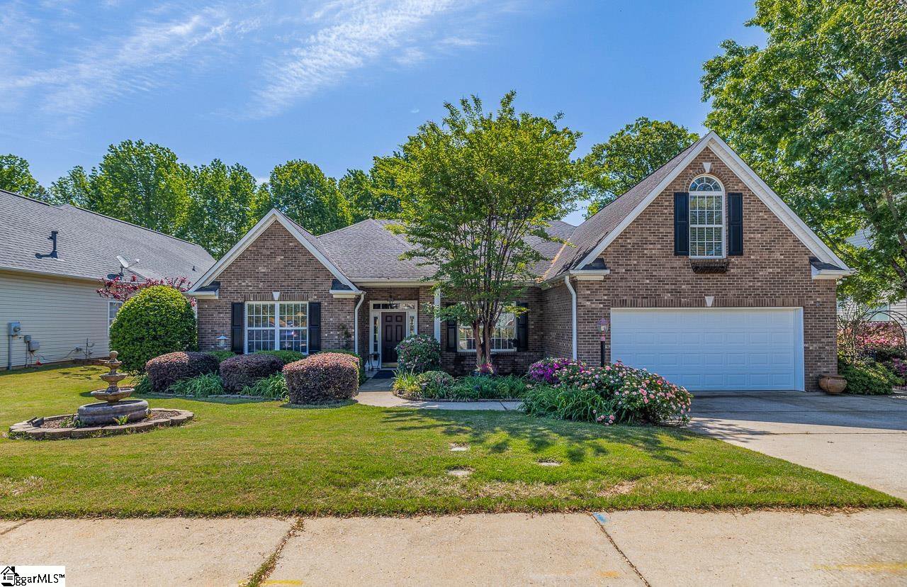 817 Brielle Court, Simpsonville Home for Sale Blackberry Farm Real Estate