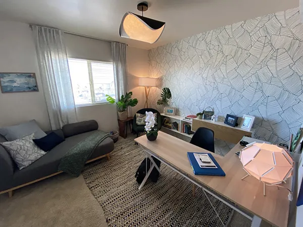 Kohina model home office