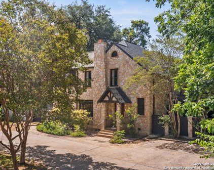 338 E Melrose Dr, San Antonio