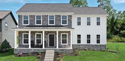 2437 Hawthorne Dr, Harrisburg