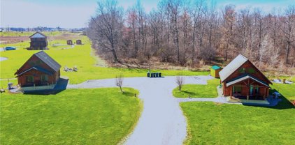 450 Armstrong  Road, Geneva-Town