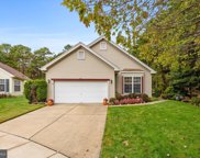 35 Dutchess Ct, Southampton image