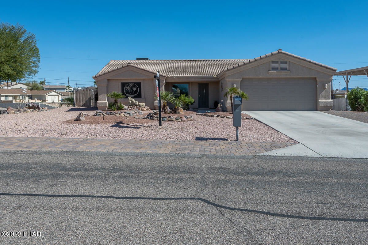 2290 Bombay Dr, Lake Havasu City | MLS 1025421 | »» Call/Text ...