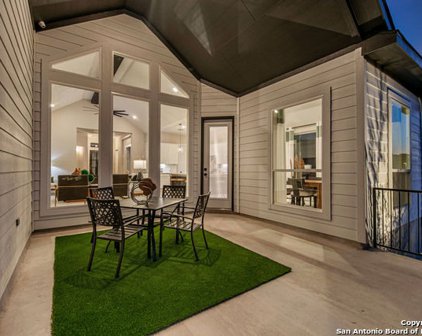 221 Vamanos, Boerne