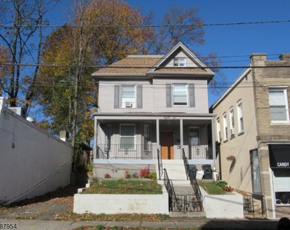 86 Maple Ave, Montclair Twp.