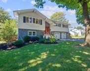 96 Cornell Ave, Hawthorne Boro image