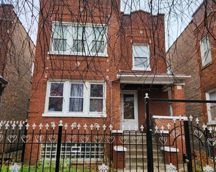5225 W Deming Place, Chicago