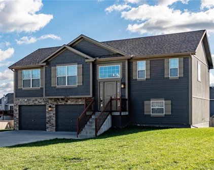 19971 W 220th Terrace, Spring Hill