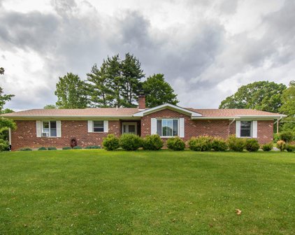 1560 Old Stage Road, Wytheville