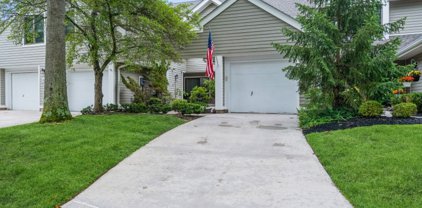 102 Hagerman Ct, Bridgewater Twp.