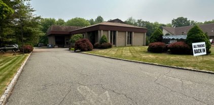 435 Route 202, Montville Twp.