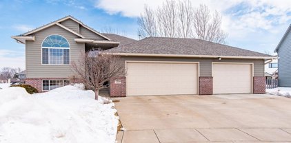 110 Prairie Cir, Tea