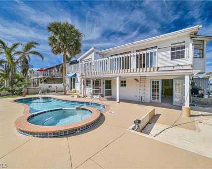292 Sterling  Avenue, Fort Myers Beach
