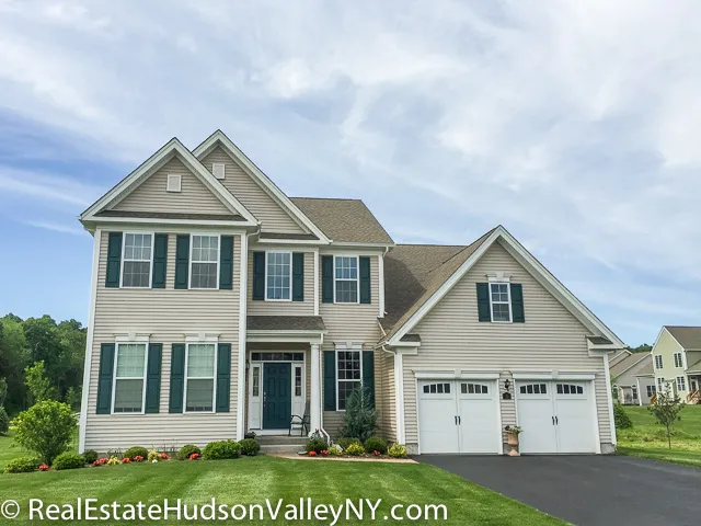 Hopewell Glen homes for sale in Hopewell Junction NY