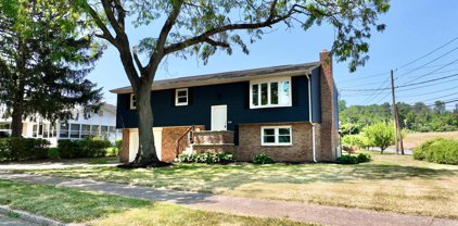 301 Sunset Dr, New Cumberland