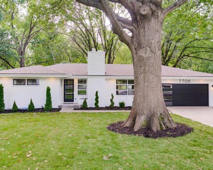 7708 Maple Street, Prairie Village