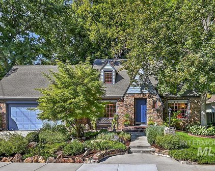 3907 N Oak Park Pl, Boise