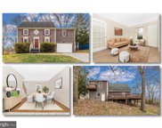 10629 Old Barn Rd, New Market image