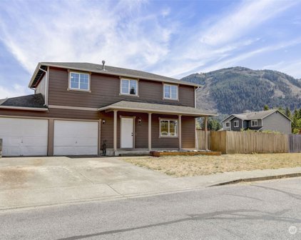 154 19th Street, Gold Bar