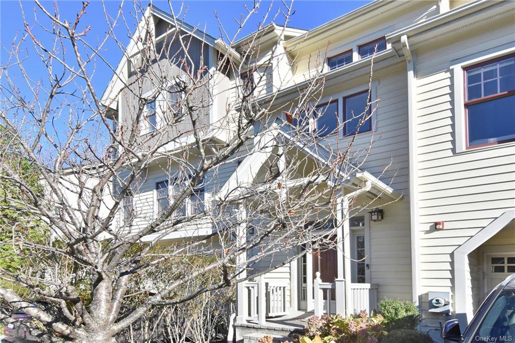 32 Landing Drive, Dobbs Ferry, 10522