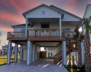 3942 Mendocino, Galveston image