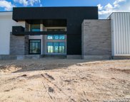 10410 Kendall Cyn, San Antonio image