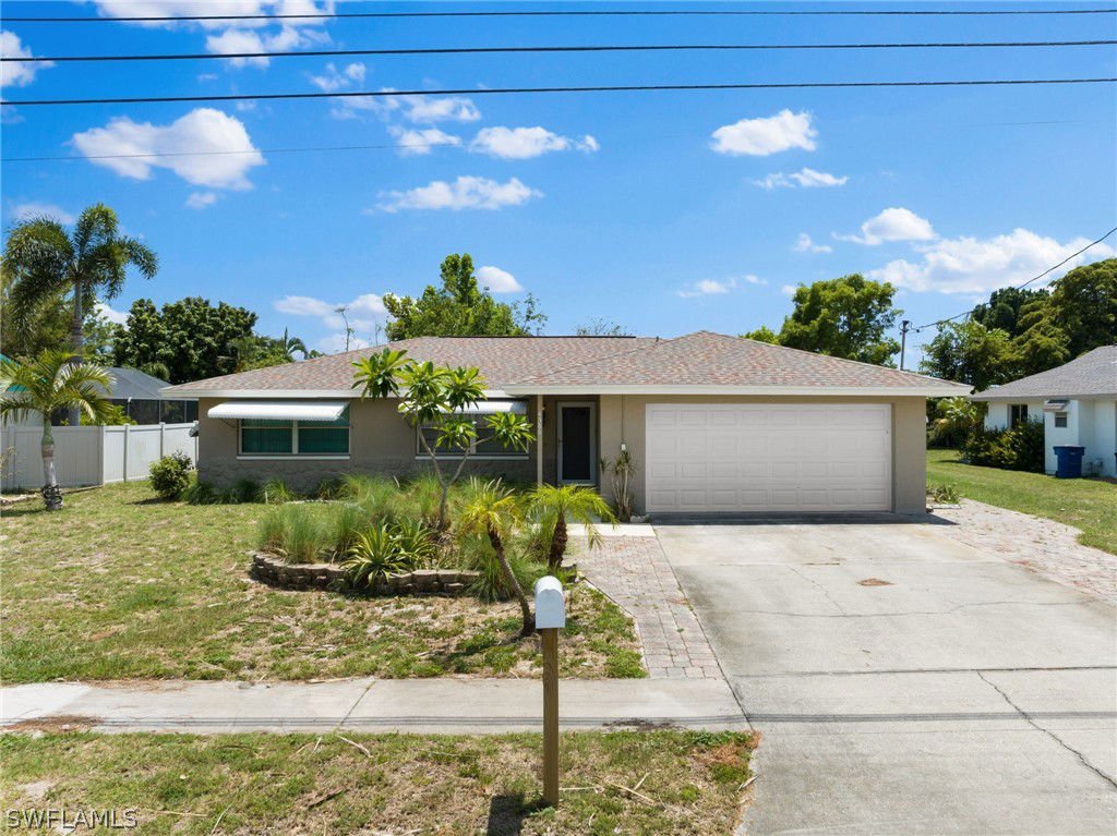 4386 Saint Clair Avenue W, North Fort Myers, 33903 MLS# 224048923 ...