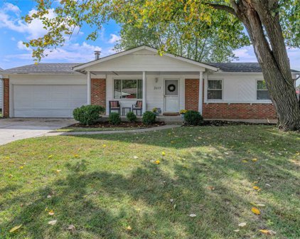 3117 Ainsworth  Court, St Charles