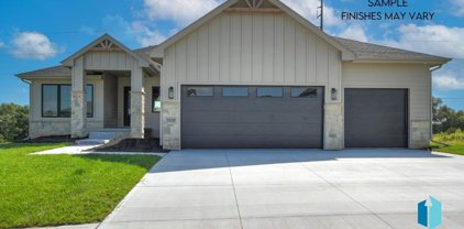 7316 E Twin Pines Ct, Sioux Falls